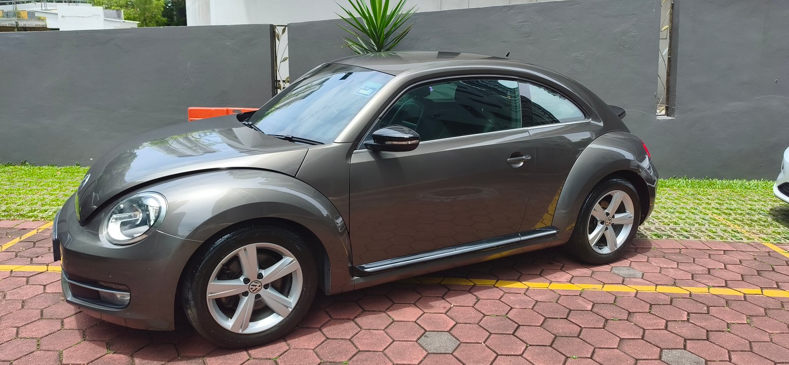 Volkswagen Beetle 1.4L
